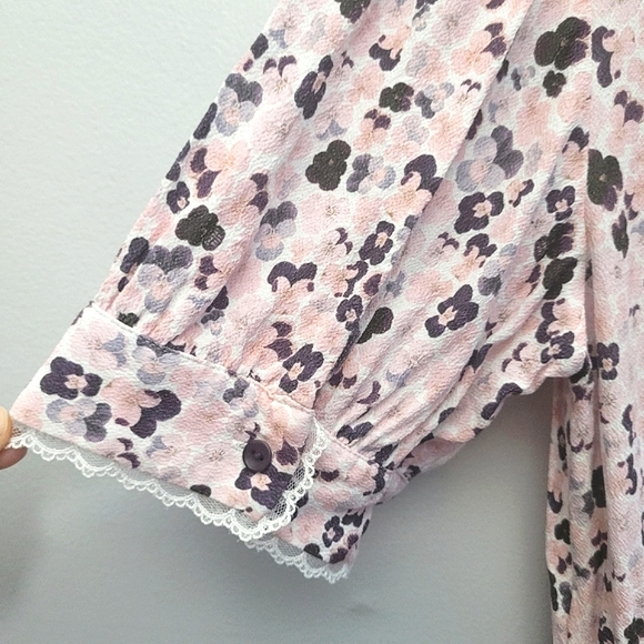 Aritzia Sunday Best Aki Short Sleeve Floral Dress - Picture 12 of 14